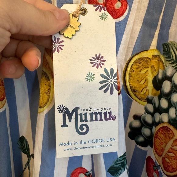 Show me your mumu Addison cherry romper NWT - Picture 5 of 9